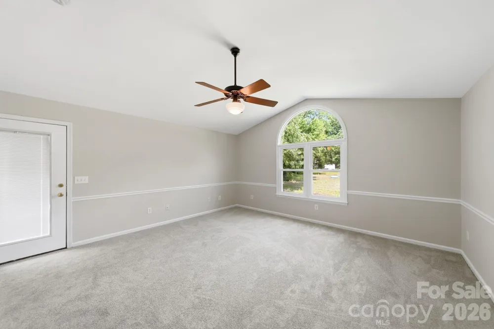 617 Autumn Drive Harrisburg, NC 28075