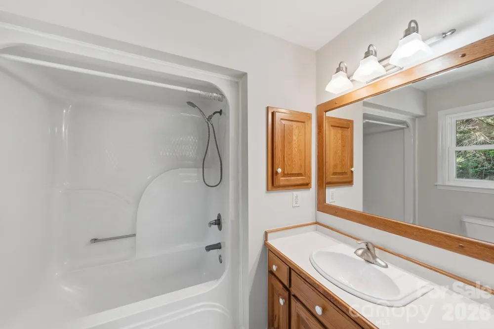 617 Autumn Drive Harrisburg, NC 28075