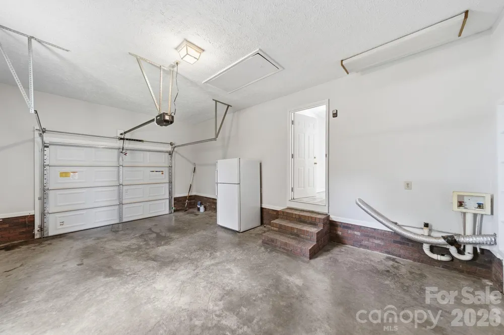 617 Autumn Drive Harrisburg, NC 28075