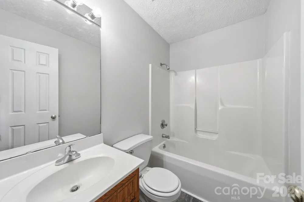 617 Autumn Drive Harrisburg, NC 28075