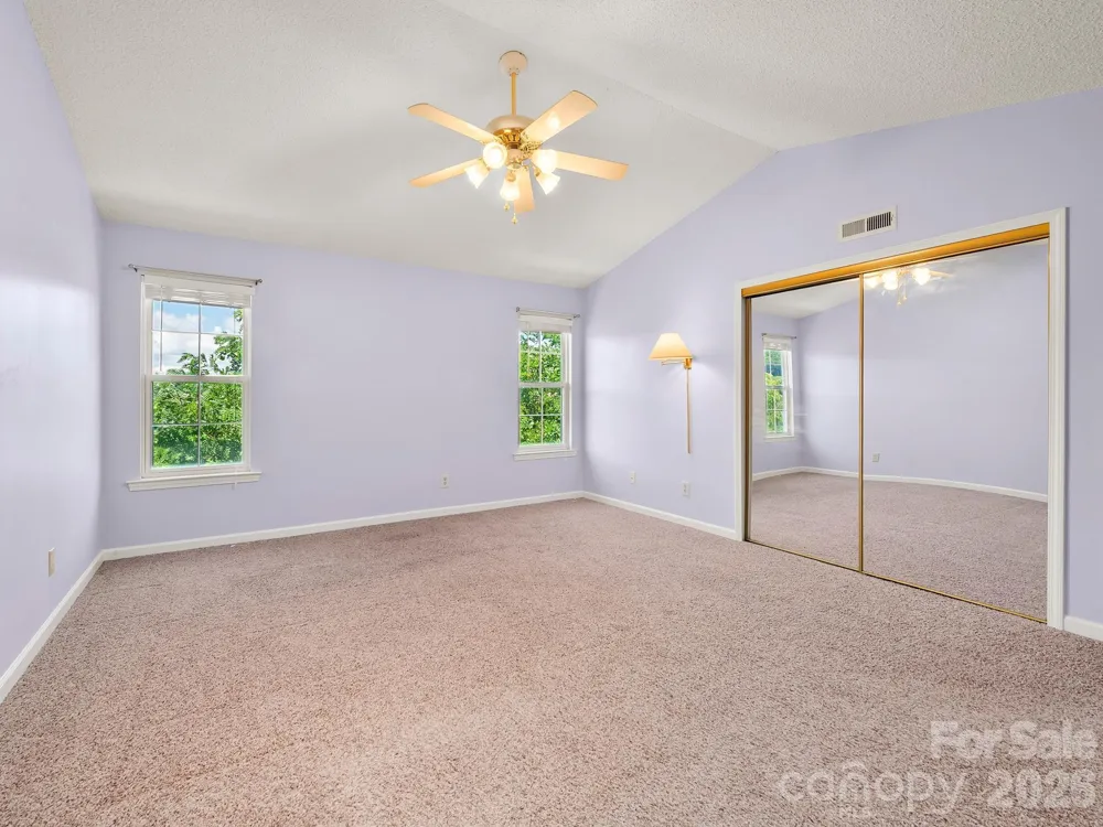3404 Florham Place Asheville, NC 28806