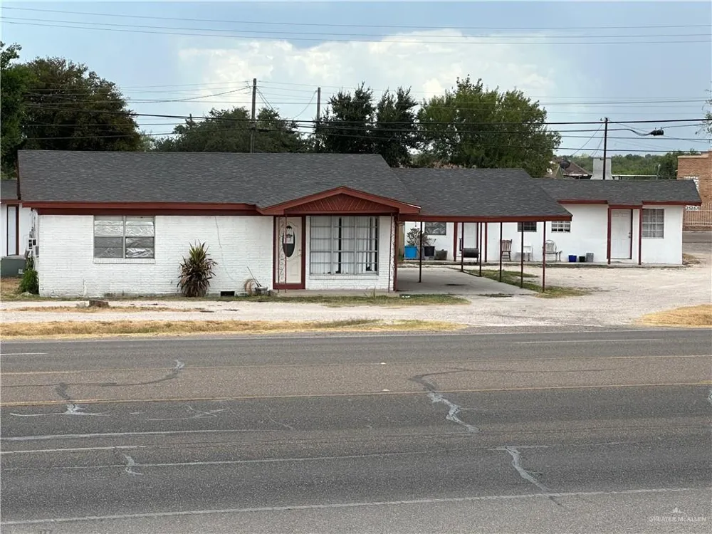 164 W US Highway 83 Highway Rio Grande City, TX 78582