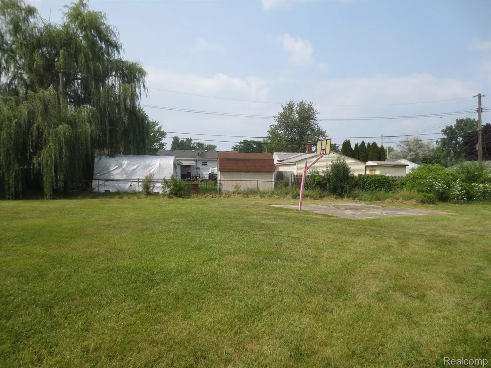 34600 Michelle Drive Romulus City, MI 48174