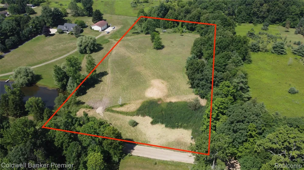 3975 Hagerman Road Addison Township, MI 48367
