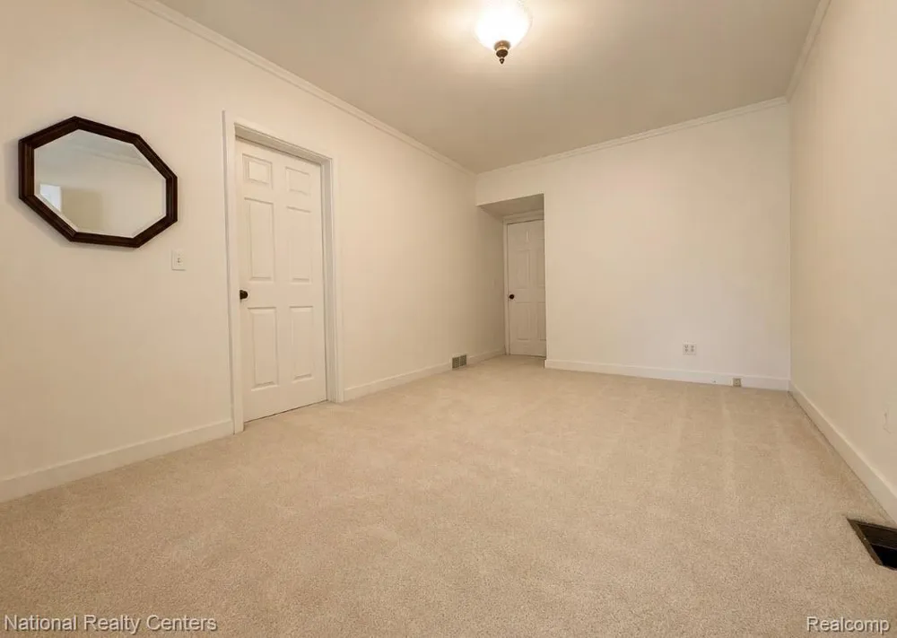 229 Linden Street Northville City, MI 48167