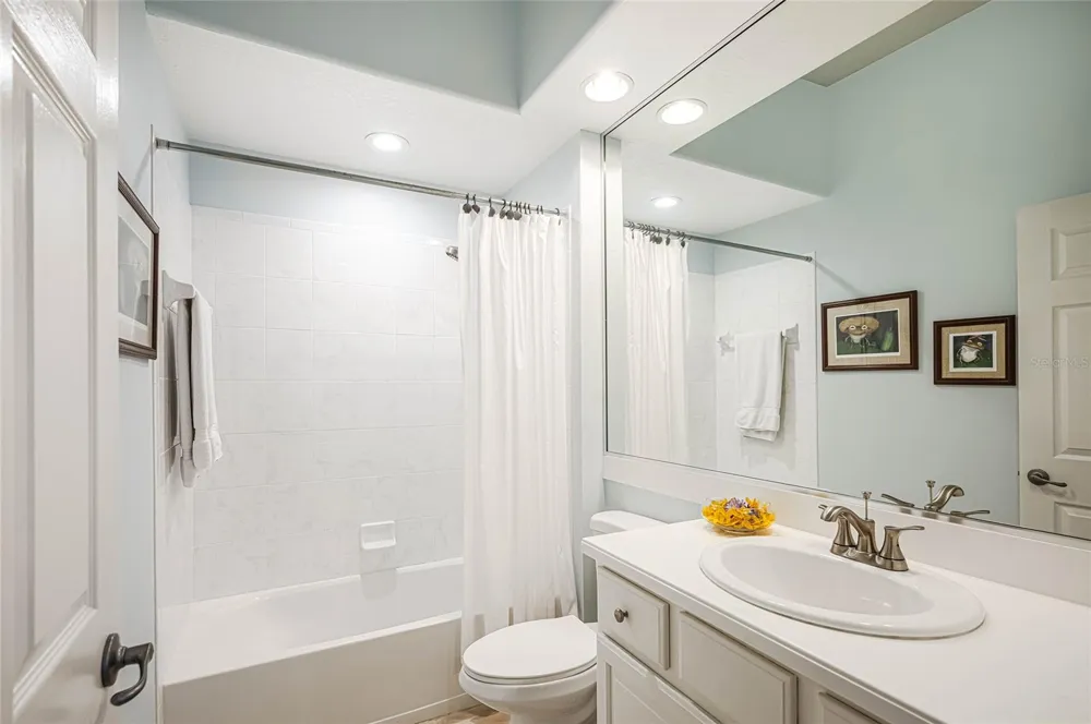 956 SCHERER WAY Osprey, FL 34229