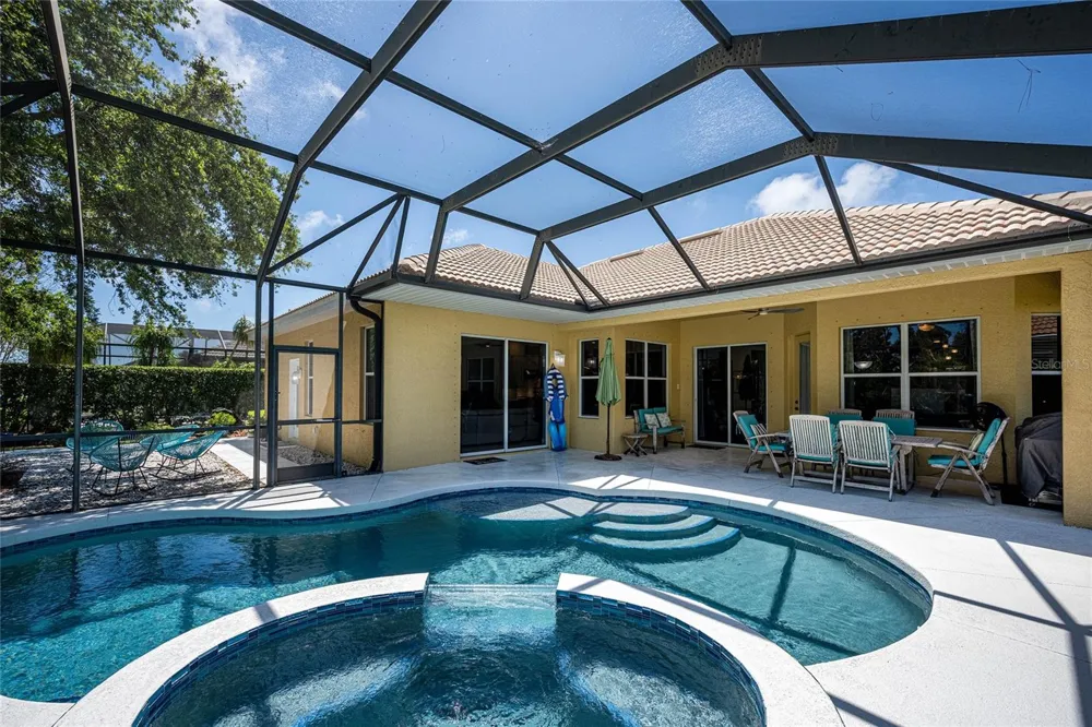 956 SCHERER WAY Osprey, FL 34229