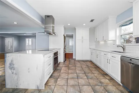 3415 Freshmeadows Drive