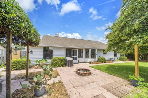 325 Primrose Place