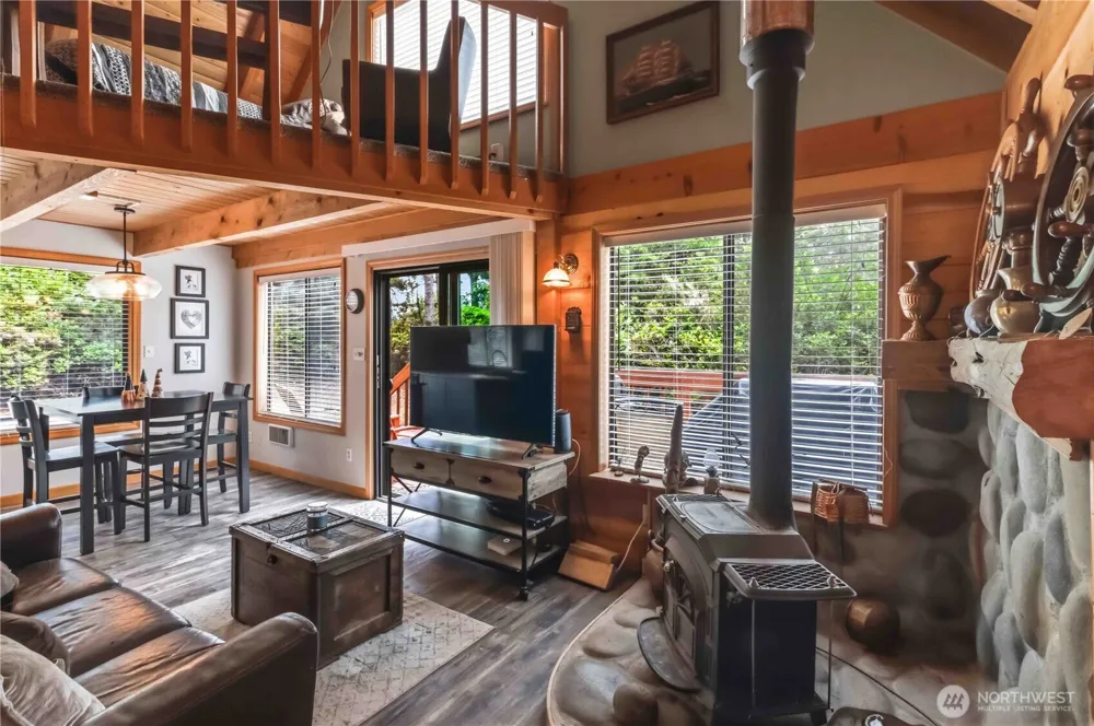 2015 229th Place Ocean Park, WA 98640