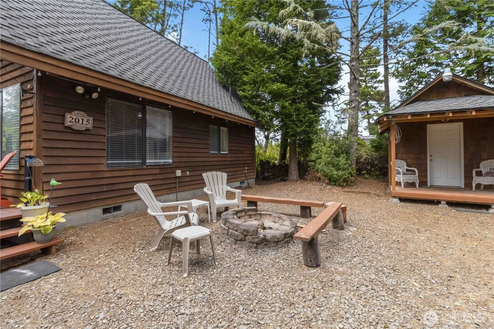 2015 229th Place Ocean Park, WA 98640