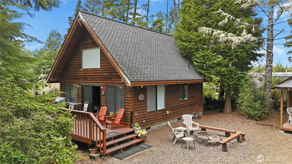 2015 229th Place Ocean Park, WA 98640