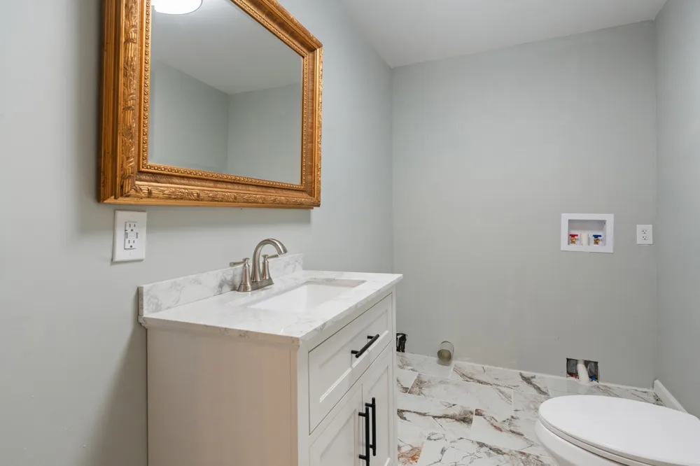 117 W End Ave Centerville, TN 37033