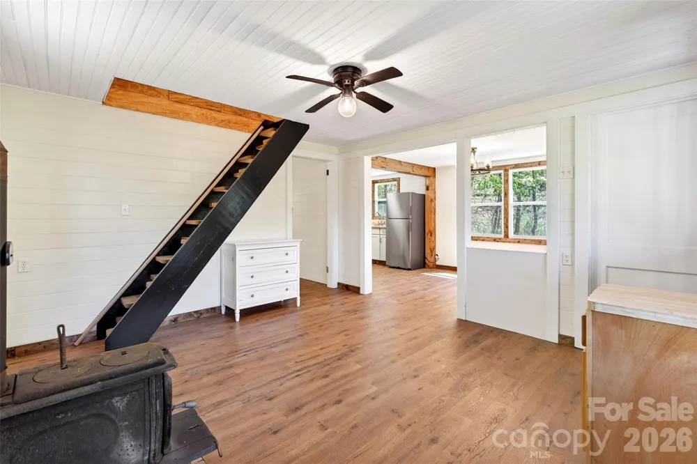 488 Cad Campbell Road Bakersville, NC 28705