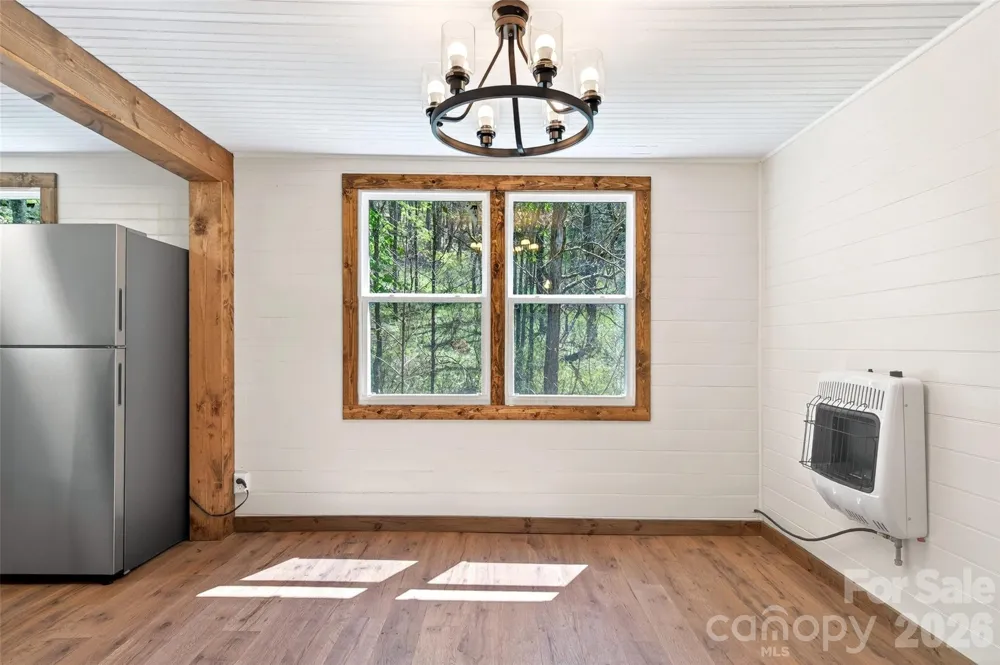 488 Cad Campbell Road Bakersville, NC 28705