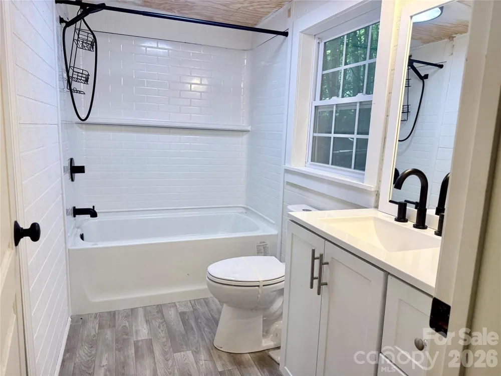 488 Cad Campbell Road Bakersville, NC 28705