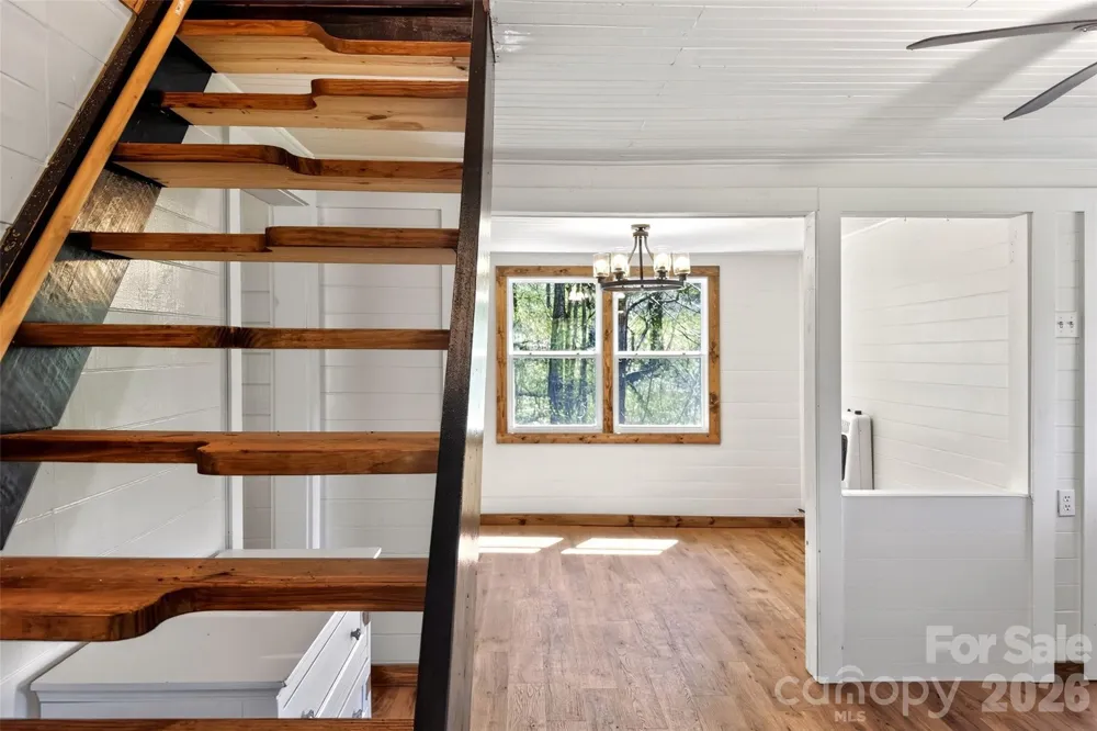 488 Cad Campbell Road Bakersville, NC 28705