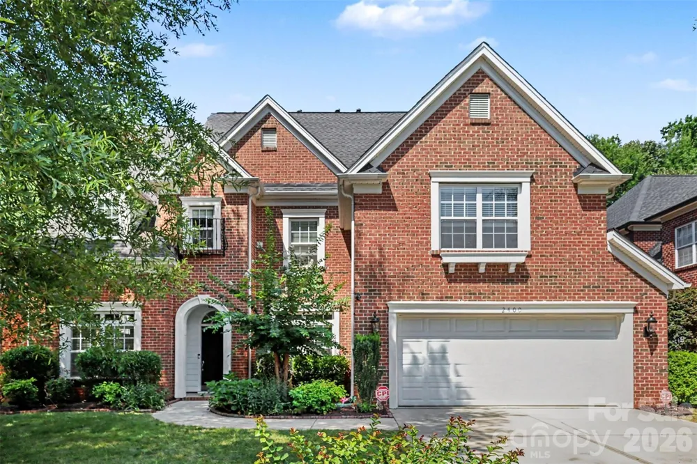 2400 River Oaks Drive Waxhaw, NC 28173