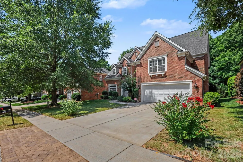 2400 River Oaks Drive Waxhaw, NC 28173