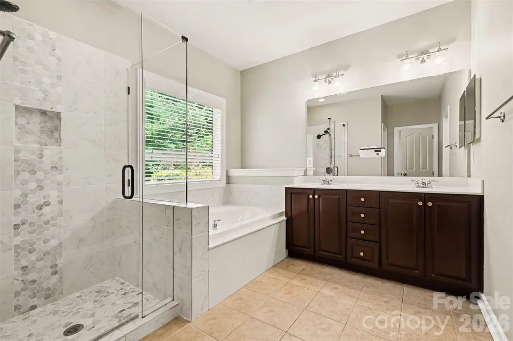 2400 River Oaks Drive Waxhaw, NC 28173