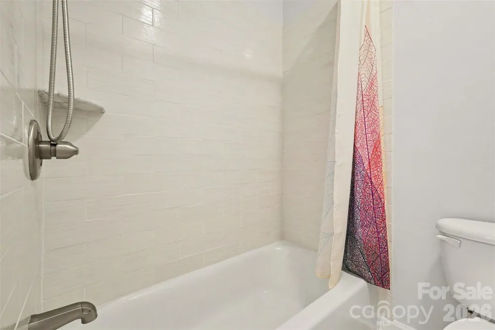 2400 River Oaks Drive Waxhaw, NC 28173