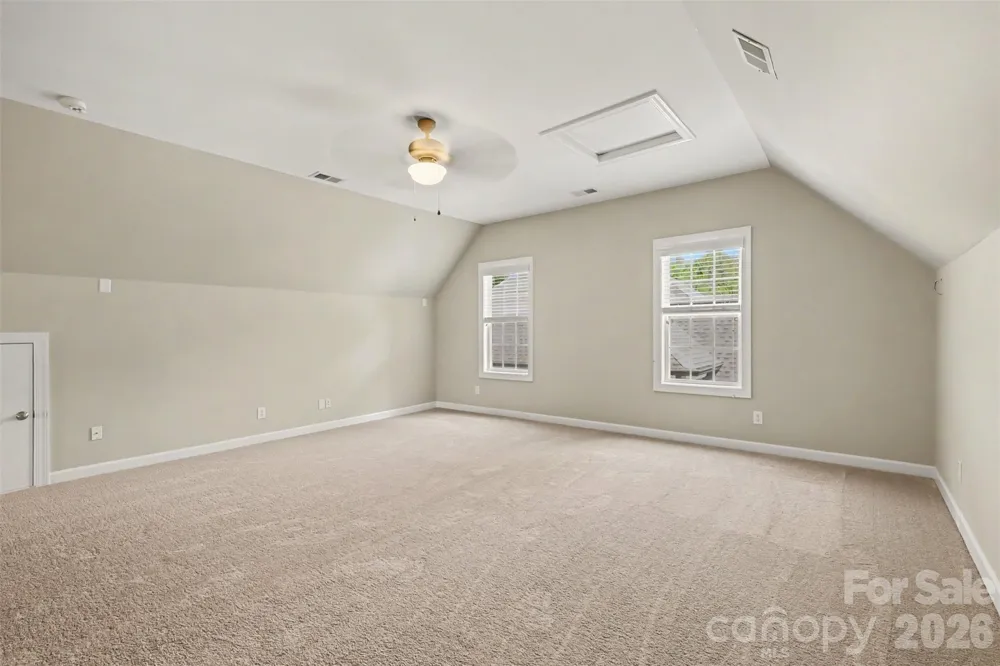 2400 River Oaks Drive Waxhaw, NC 28173