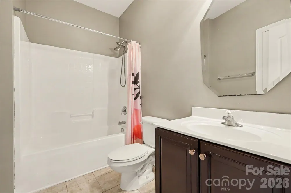 2400 River Oaks Drive Waxhaw, NC 28173