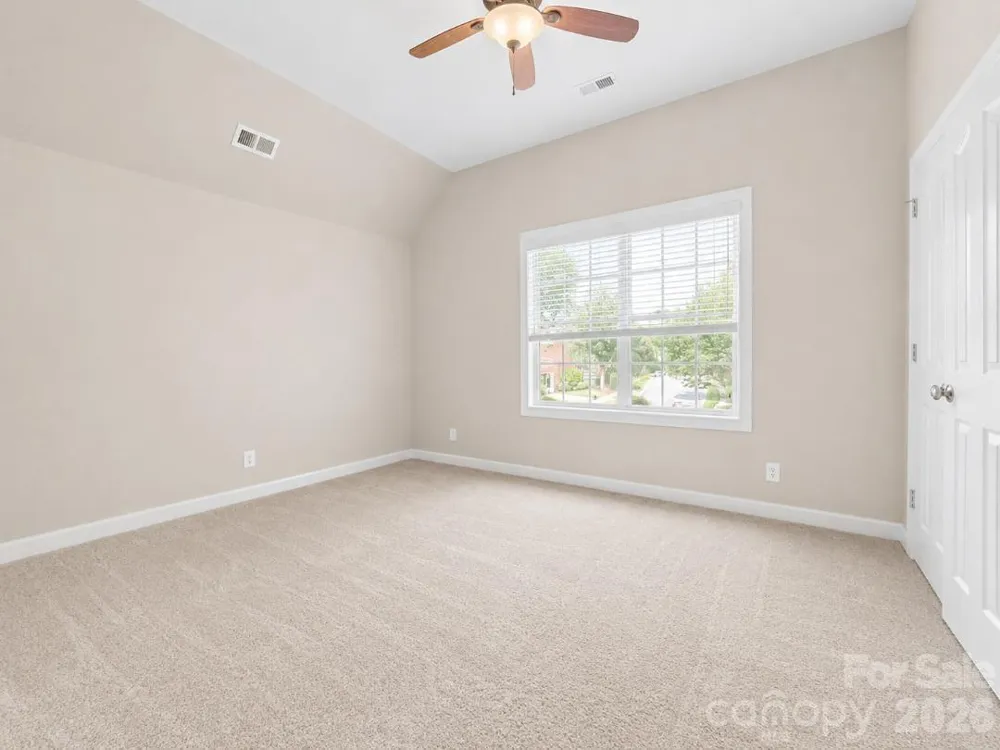 2400 River Oaks Drive Waxhaw, NC 28173