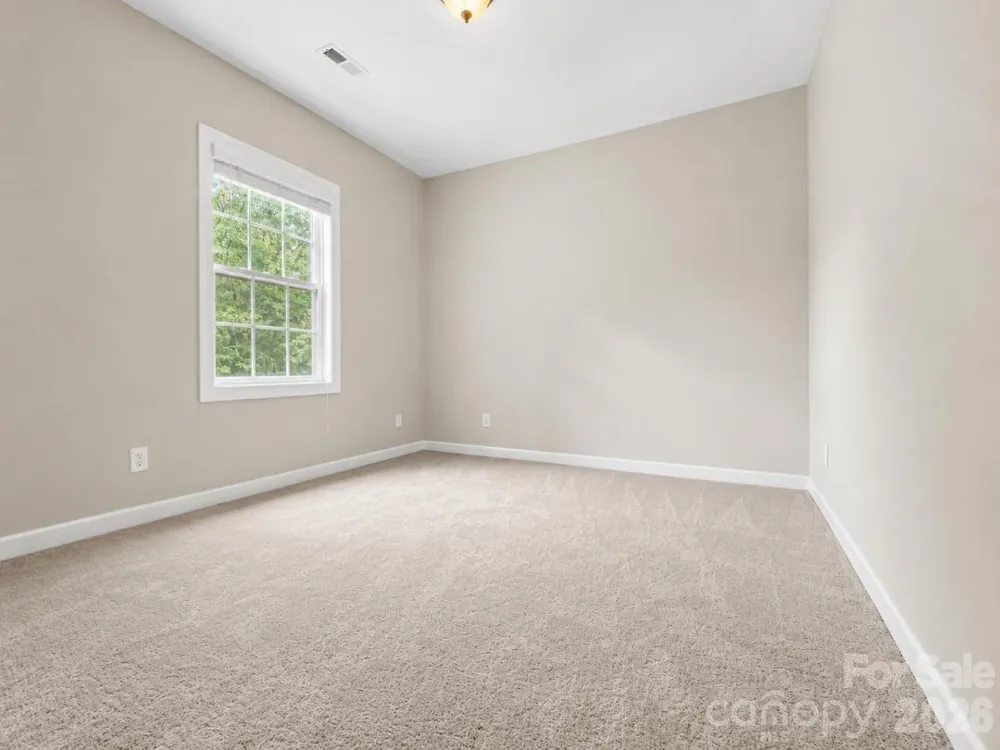 2400 River Oaks Drive Waxhaw, NC 28173