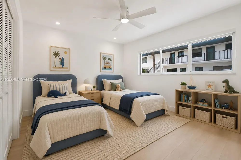 260 Sunrise Dr #E Key Biscayne, FL 33149