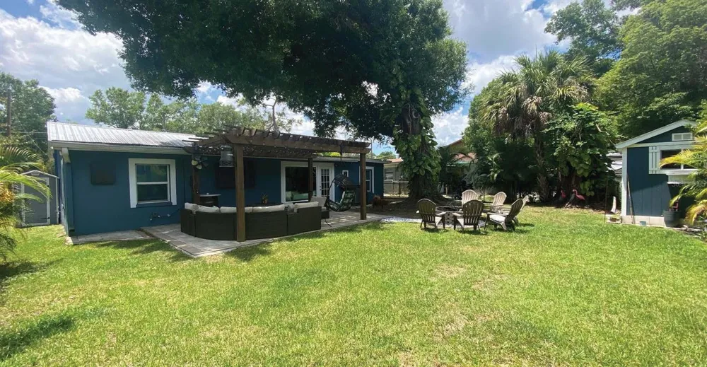 1707 W COMANCHE AVENUE Tampa, FL 33603