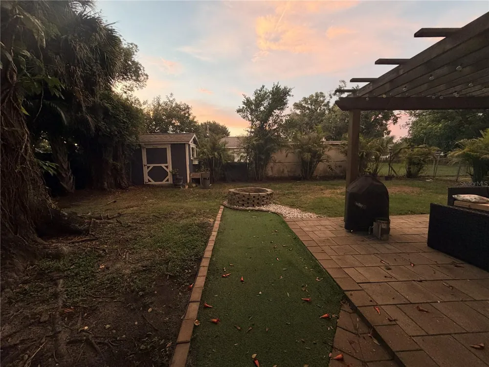 1707 W COMANCHE AVENUE Tampa, FL 33603