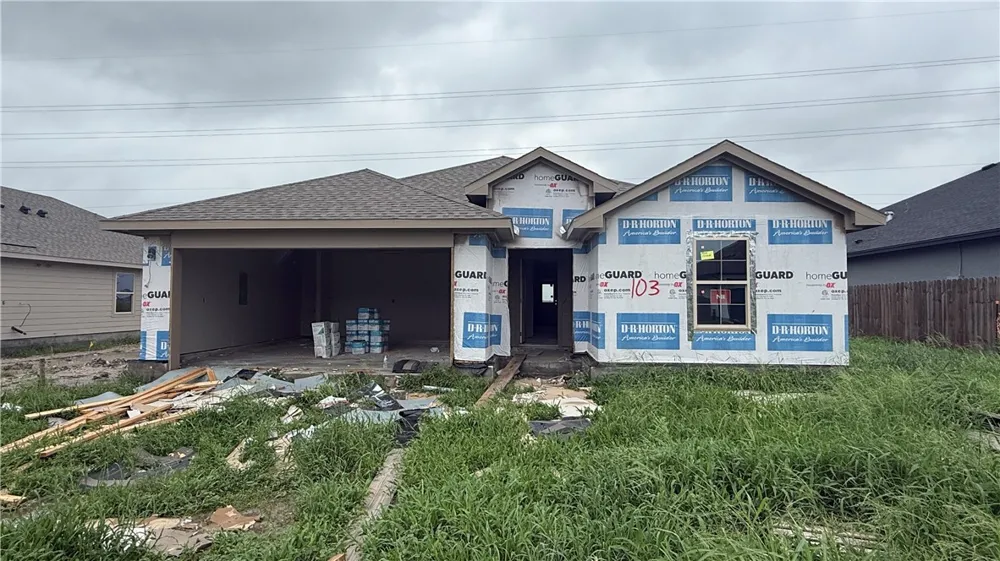 103 Emerald Street Portland, TX 78374