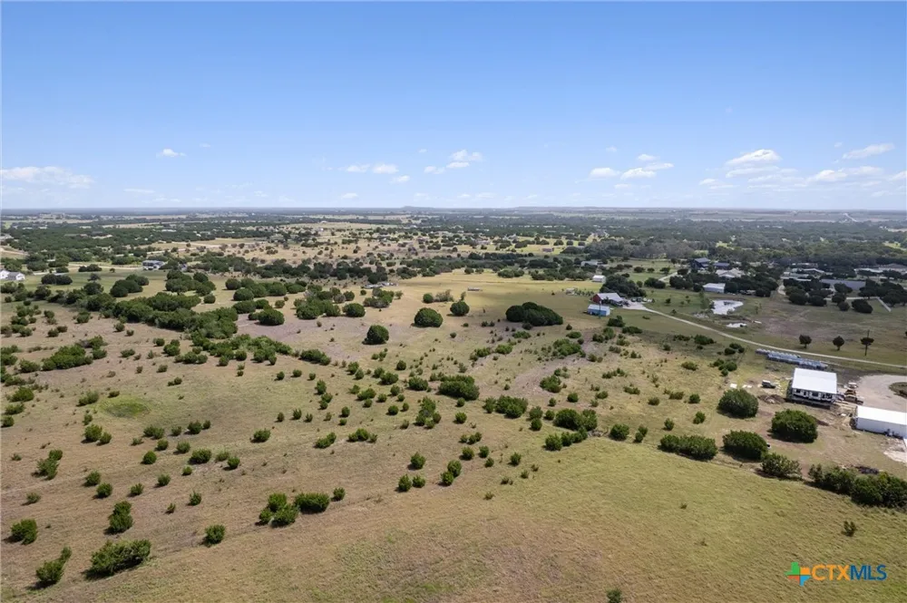 1400 County Road 221 Florence, TX 76527