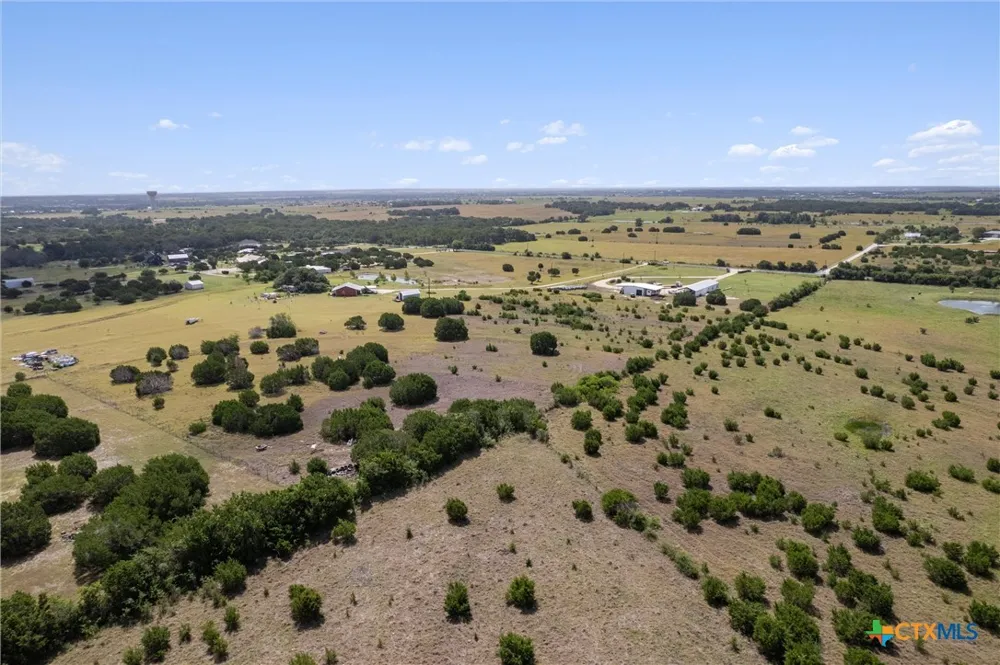 1400 County Road 221 Florence, TX 76527