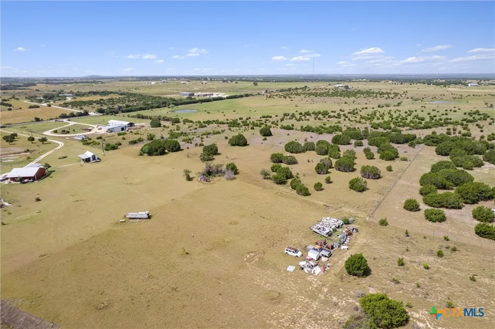 1400 County Road 221 Florence, TX 76527