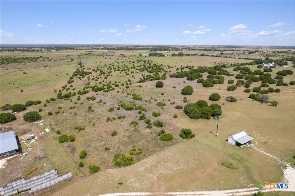 1400 County Road 221 Florence, TX 76527