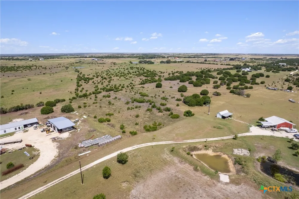1400 County Road 221 Florence, TX 76527