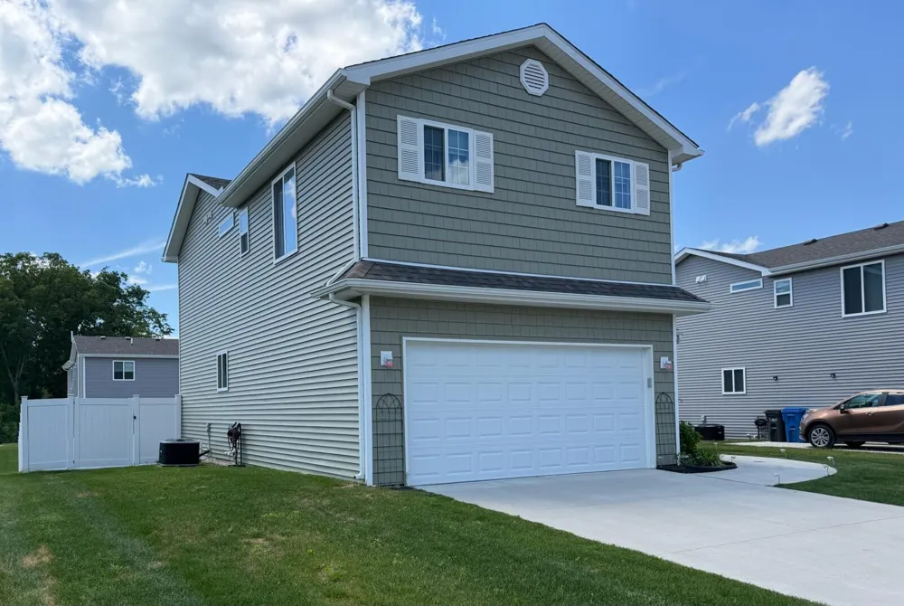 3963 Lotus Landing Circle Waterford, MI 48329