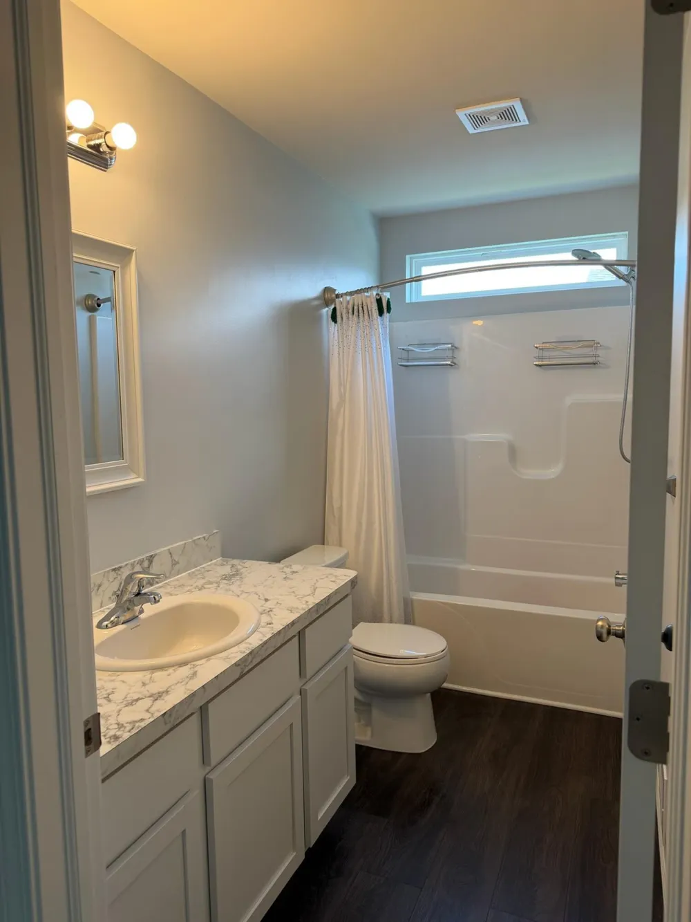 3963 Lotus Landing Circle Waterford, MI 48329