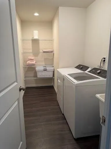 3963 Lotus Landing Circle Waterford, MI 48329