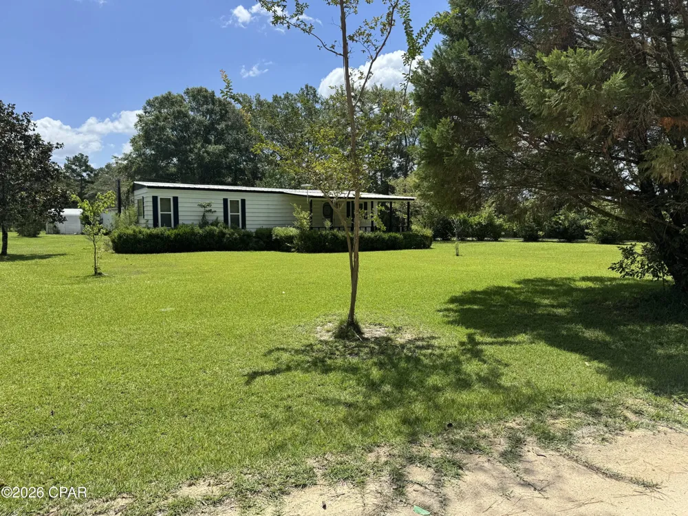 1929 Holmes Creek Road Graceville, FL 32440
