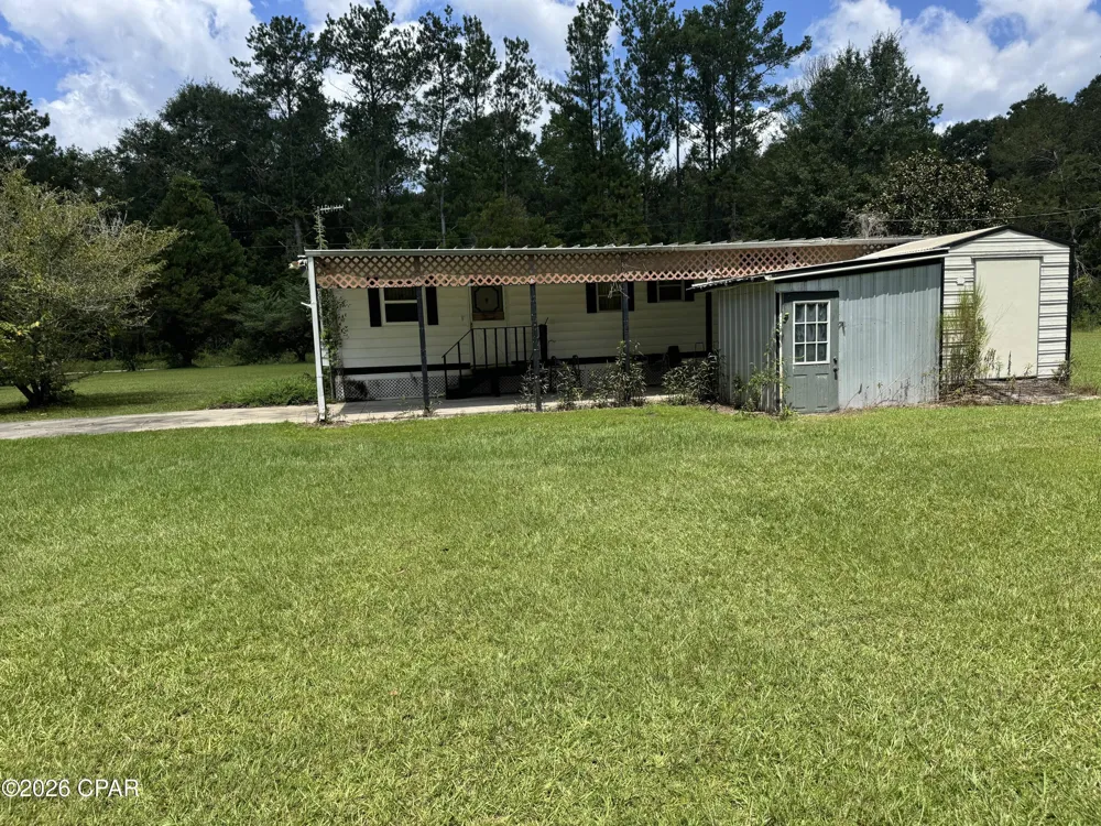 1929 Holmes Creek Road Graceville, FL 32440