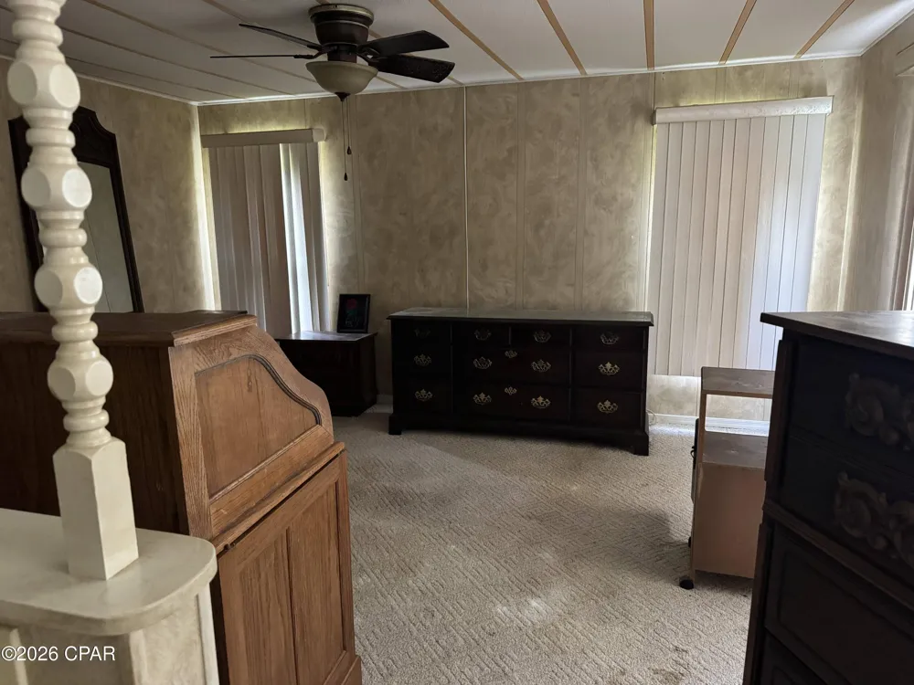 1929 Holmes Creek Road Graceville, FL 32440