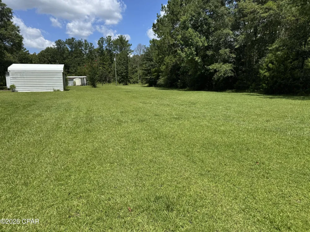 1929 Holmes Creek Road Graceville, FL 32440