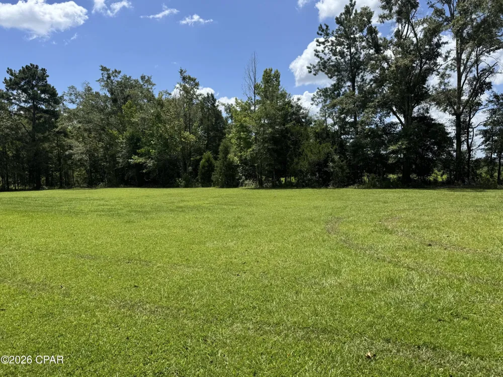 1929 Holmes Creek Road Graceville, FL 32440