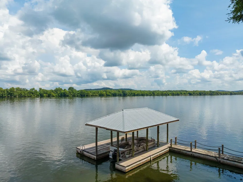 357 Russell Lane Decatur, TN 37322
