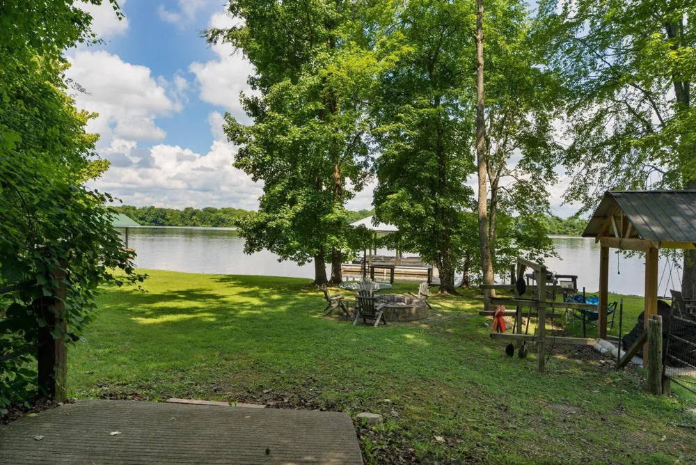 357 Russell Lane Decatur, TN 37322
