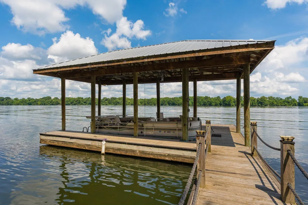 357 Russell Lane Decatur, TN 37322