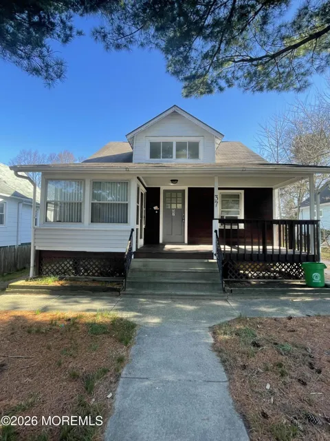 37 E Gloucester Pike #1